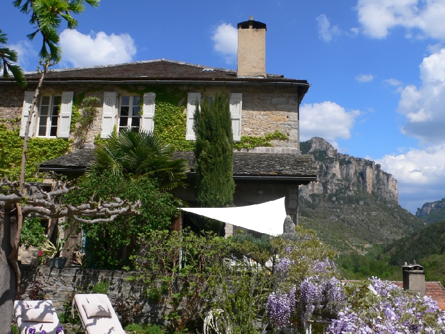 L'Ermitage - Trou d'Art  France Occitanie Aveyron Peyreleau 12720