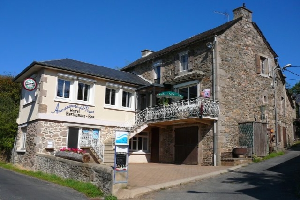 Restaurant "Aux Sources du Viaur"  France Occitanie Aveyron Vézins-de-Lévézou 12780