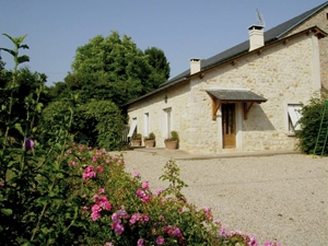 Les Gîtes de la Ferme Seguin - Le Gîte du Jardin  France Occitanie Aveyron Sévérac d'Aveyron 12150