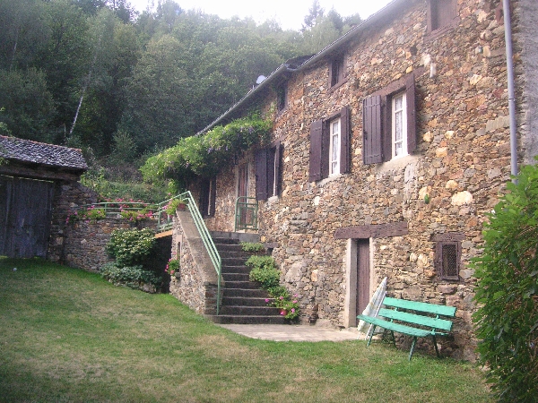 Gîte Calme et nature  France Occitanie Aveyron Saint-Just-sur-Viaur 12800