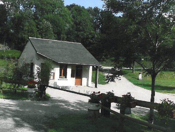 Camping municipal le Moulin  France Occitanie Aveyron Argences en Aubrac 12420