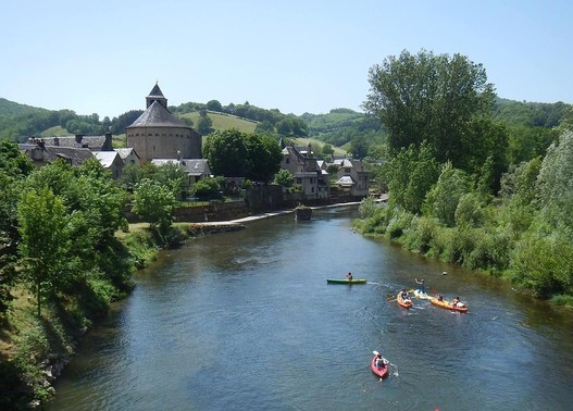 O'Paddle d'Olt : canoé, kayak, Stand Up Paddle  France Occitanie Aveyron Sainte-Eulalie-d'Olt 12130