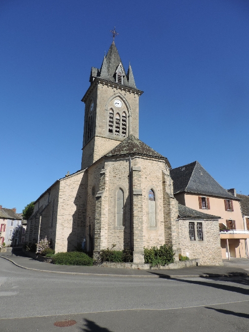 Eglise Sainte Croix  France Occitanie Aveyron La Salvetat-Peyralès 12440