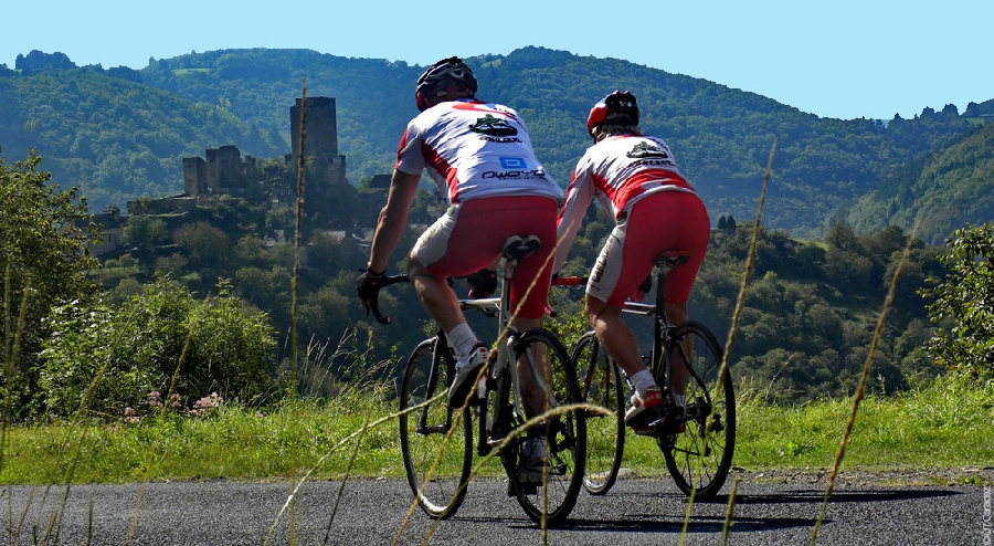 Les Grimpettes du Carladez - Rando cyclo  France Occitanie Aveyron Brommat 12600