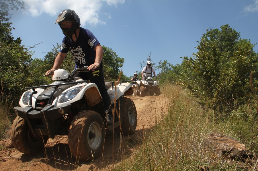 Parc de Loisirs des Bouscaillous quad