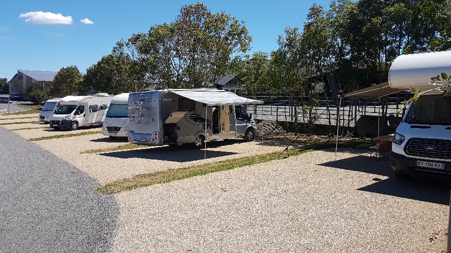 Aire municipale de camping-car de Laissac