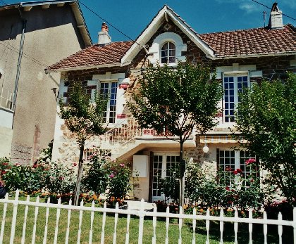 Denise Boutonnet, OFFICE DE TOURISME DE CAPDENAC (BUREAU DE L'OT DU PAYS DE FIGEAC)