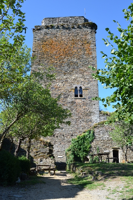 Donjon du Château de Valon