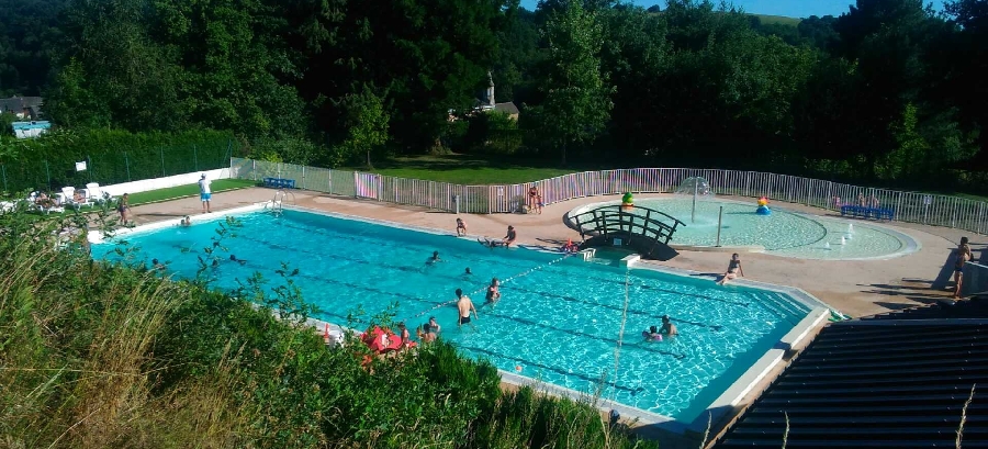 PISCINE DE PLEIN AIR CHAUFFEE