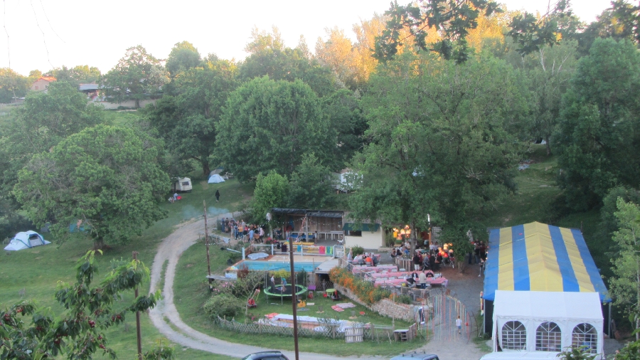 Camping des Étoiles  France Occitanie Aveyron Najac 12270