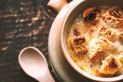Soupe au fromage repas traditionnel, Denis Karpenkov