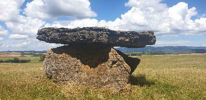 Circuit des dolmens, OFFICE DE TOURISME DU PAYS DE ROQUEFORT ET DU ST-AFFRICAIN