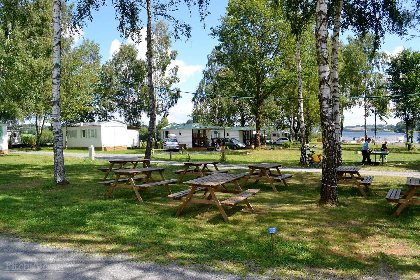 CAMPING LES CANTARELLES - Lac de Villefranche de Panat, 