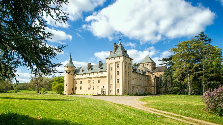 Abbaye fortifiée et Parc de Loc-Dieu