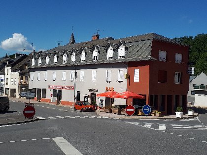 Hôtel-restaurant des Voyageurs, OFFICE DE TOURISME DE PARELOUP LEVEZOU