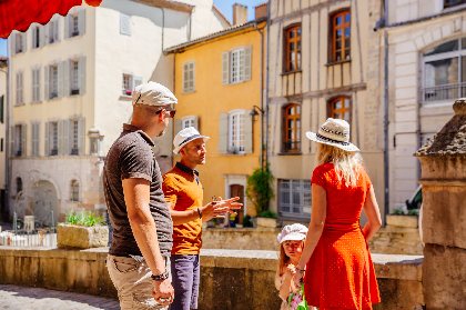 Visite guidée de Villefranche de Rouergue : S'alimenter dans la Bastide, OT Villefranche-Najac