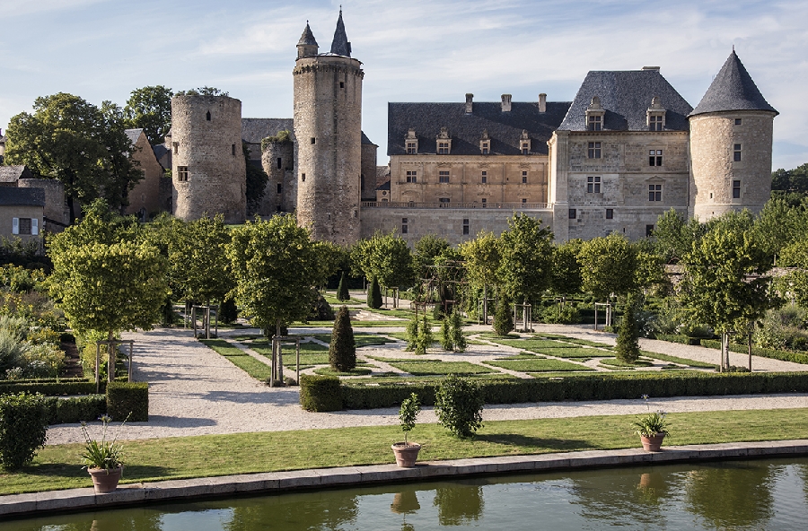 CHATEAU ET JARDIN DE BOURNAZEL