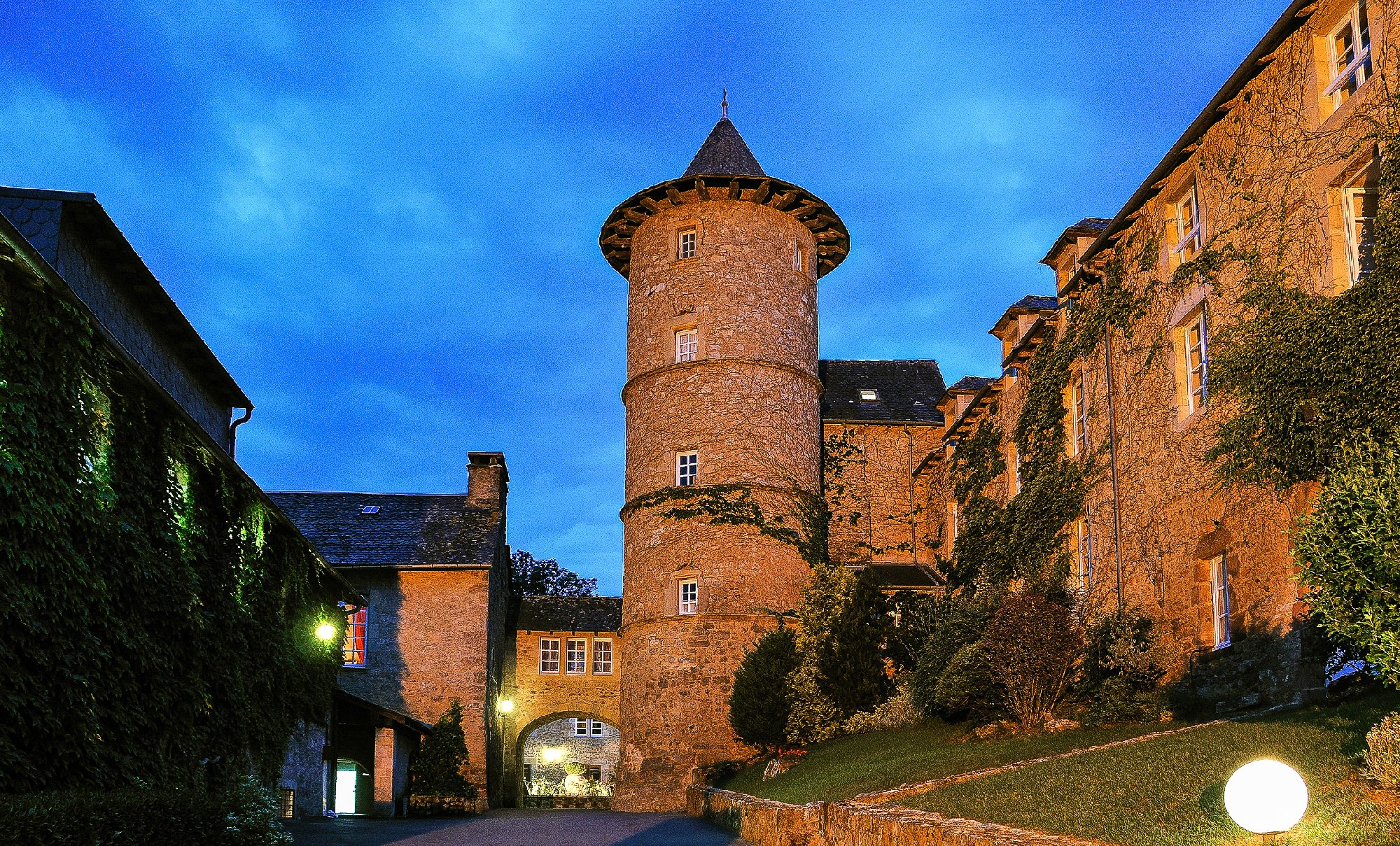 Château de Fontanges - Salle de réception, château de Fontanges