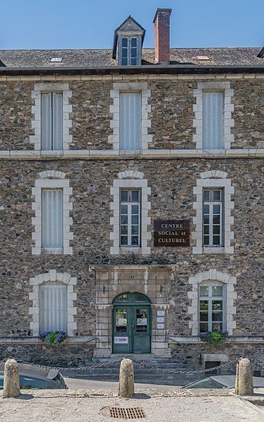 Salle des Genêts de St Geniez d'Olt, Office de Tourisme des Causses à l'Aubrac