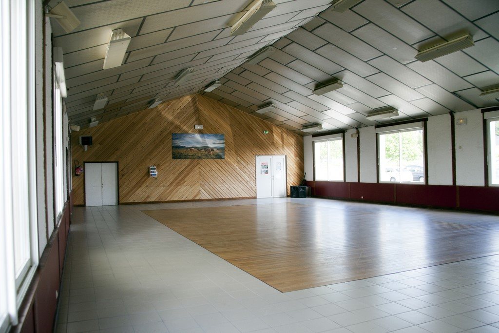 Salle des fêtes, F. Miquel