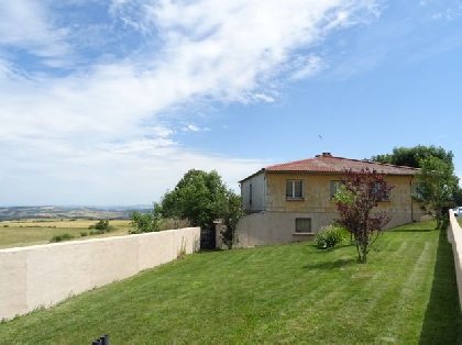 Gîte Roger Cambon AYGH44, Office de Tourisme Rougier d'Aveyron Sud