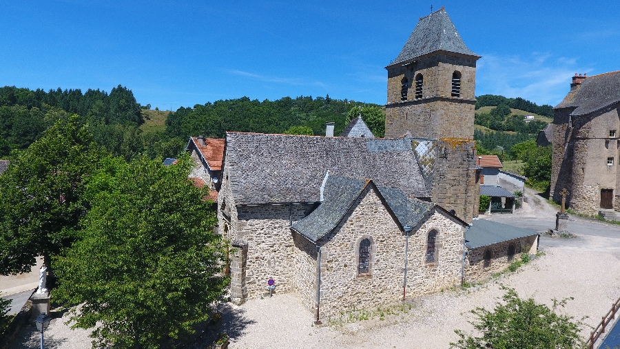 Fête champêtre repas froid et animations à Rulhe  France Occitanie Aveyron Auzits 12390