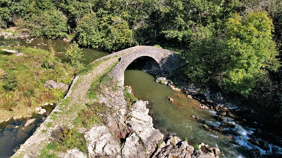 Le pont du Cayla à La Bastide l'Evêque