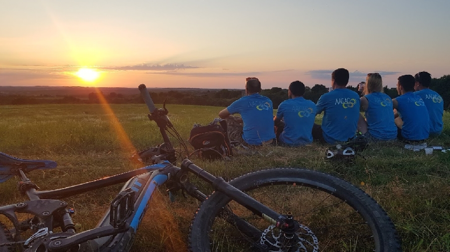 AAGAC : VTT électriques  France Occitanie Aveyron Najac 12270