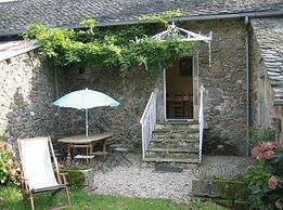 Château de Linars - La Forge , Château de Linars - L'aile du château