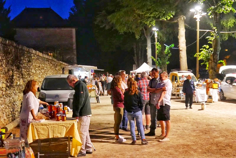 Marché nocturne et soirée concert