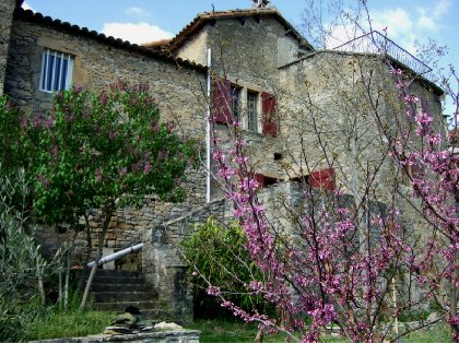 L'Oustal du Larzac, L'Oustal du Larzac
