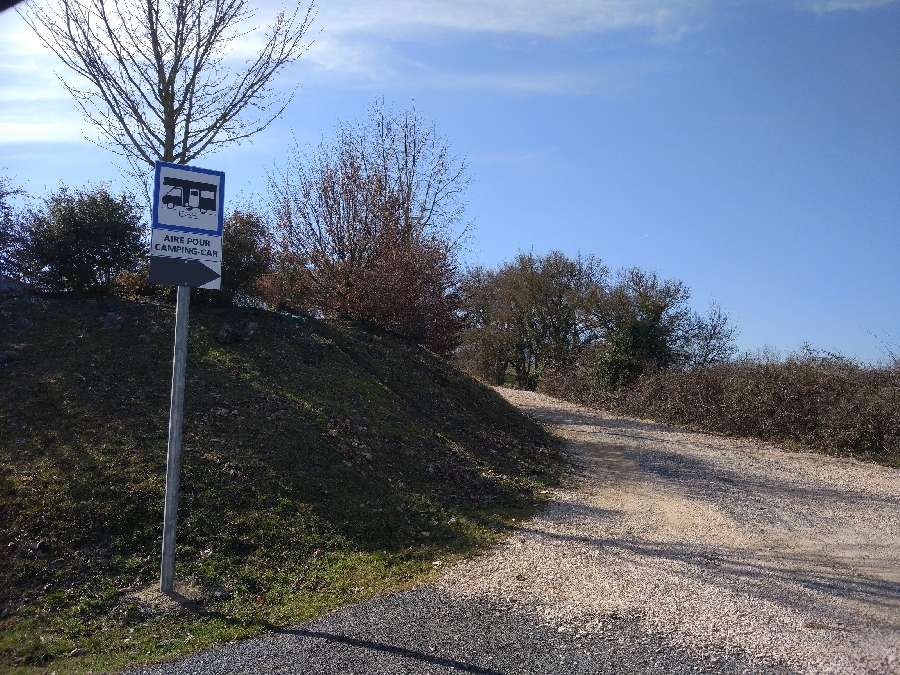 Aire municipale de camping-car de Sévérac-le-Château