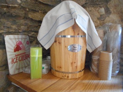 The tavern - auberge, Karen Lloyd-Parker