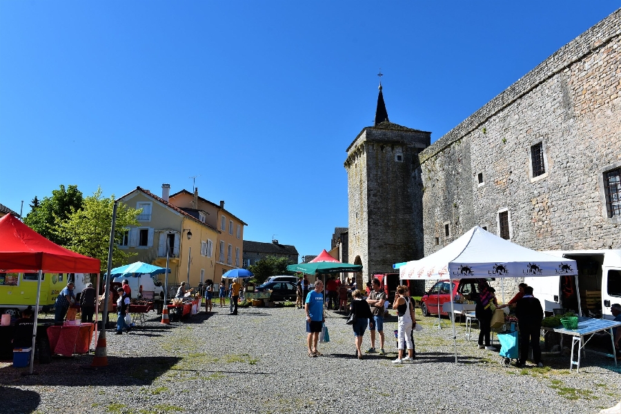 Marché traditionnel ©OFFICE DE TOURISME LARZAC VALLEES