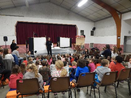 Salle des fêtes de Villefranche de Panat, OFFICE DE TOURISME DE PARELOUP LEVEZOU