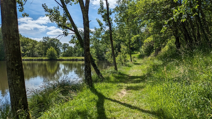 Aire de pique-nique à Morlhon
