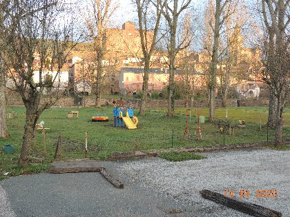 Aire de pique-nique, Mairie de Saint Izaire