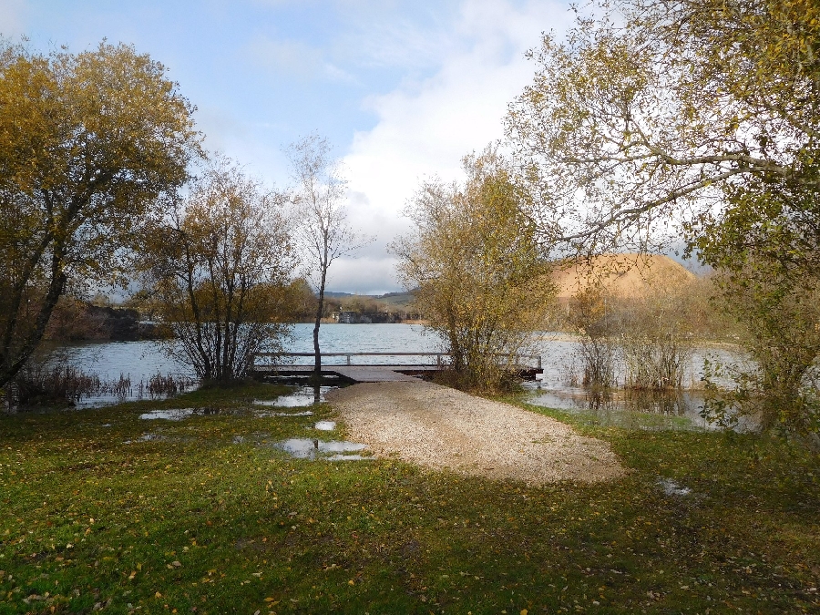 Lâchers de truites - Plan d'eau de la CISBA à Séverac-le-Château