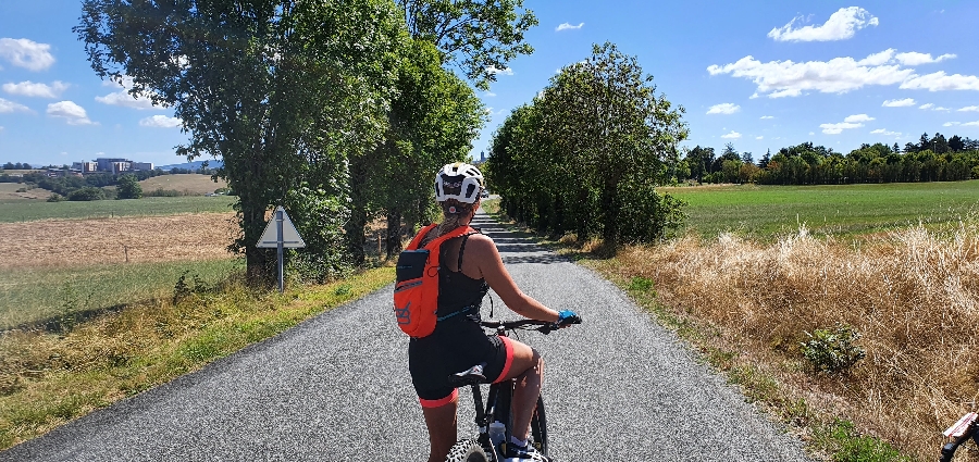 AVEYRON A VELO - LOCATION