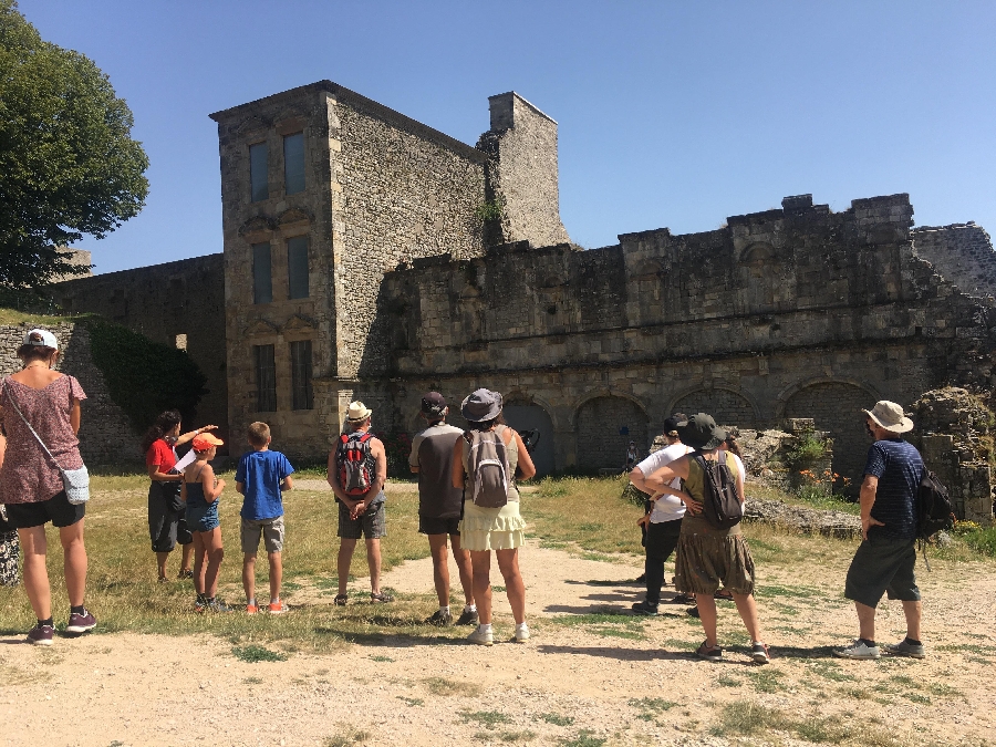 Visite guidée de la cité et du château de Sévérac (groupes)