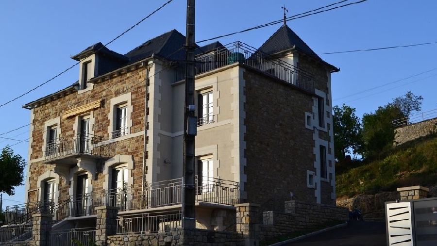 Grand gîte Vallée du Lot Aubrac - 12 personnes