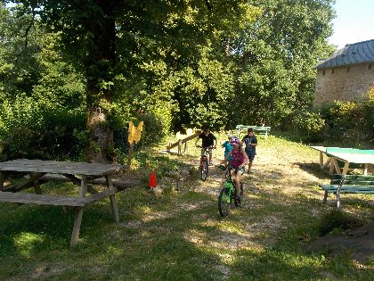 Aire de pique-nique de Vabre-Tizac, OFFICE DE TOURISME AVEYRON SEGALA