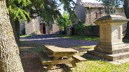 Aire de pique-nique, OFFICE DE TOURISME LARZAC VALLEES