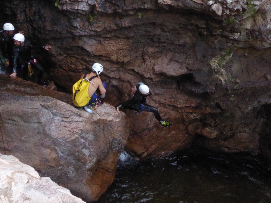 Bureau des Moniteurs Cévennes - Canyoning  France Occitanie Aveyron Mostuéjouls 12720