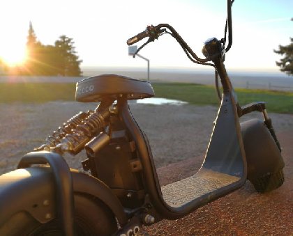 Vent de Liberté - Trottinette Électrique Californienne, OFFICE DE TOURISME DU GRAND RODEZ