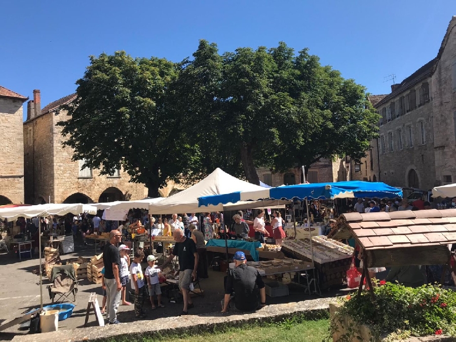 Marché Nocturne de Villeneuve