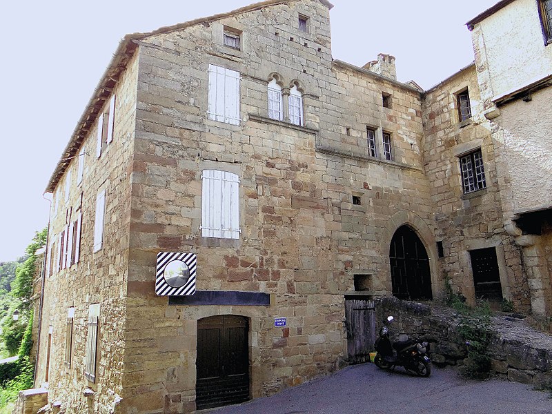 Les deux maisons romanes