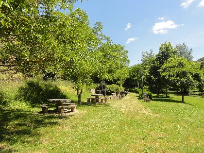 Aire de pique-nique Chaussée du Lapin, Office de Tourisme Rougier d'Aveyron Sud