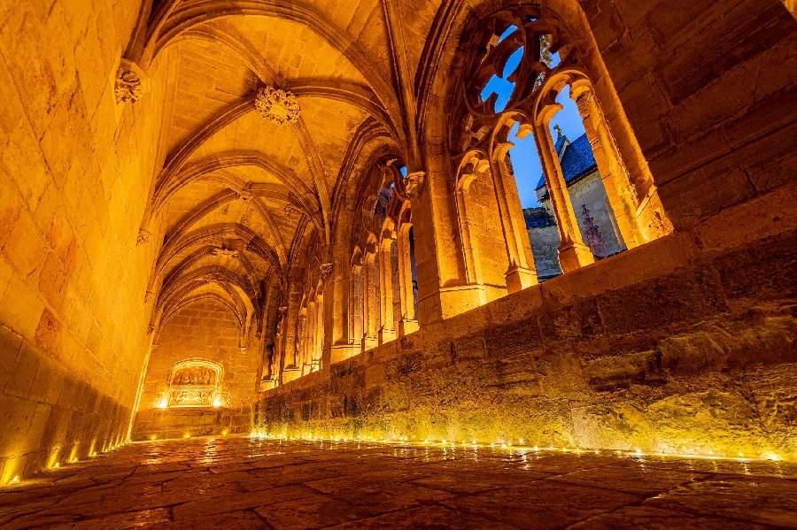 Visite nocturne du Monastère de la Chartreuse St Sauveur 