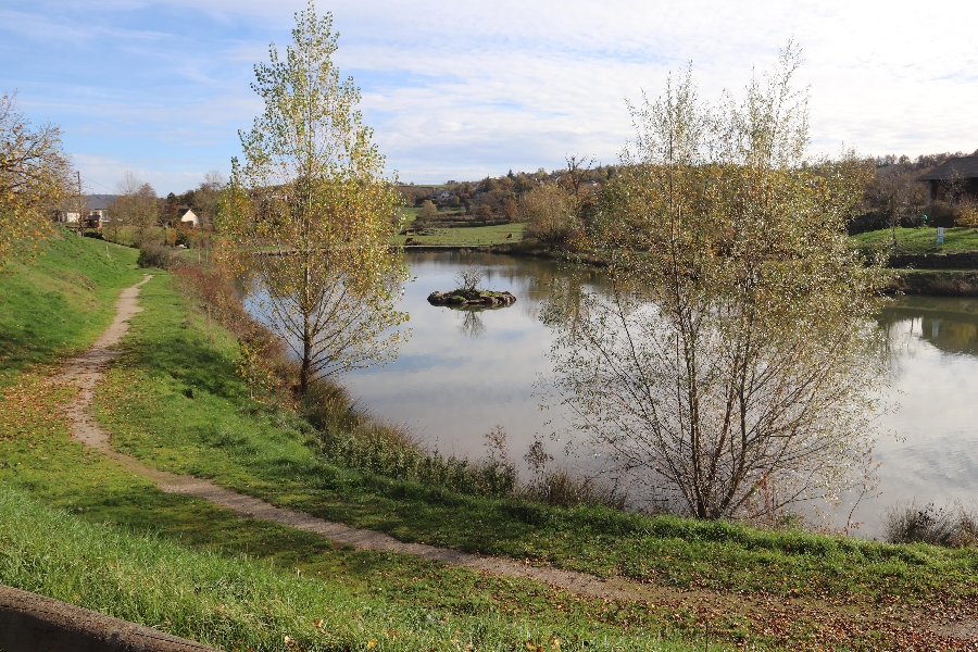 Plan d'eau d'Istournet (lâchers de truites)